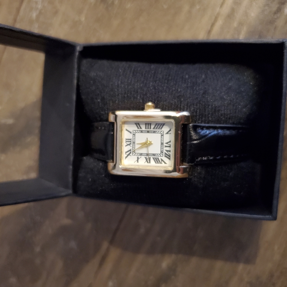 Forever 21 watch